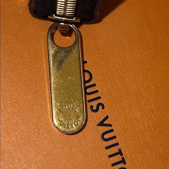 Louis Vuitton zippy wallet - Picture 7 of 16